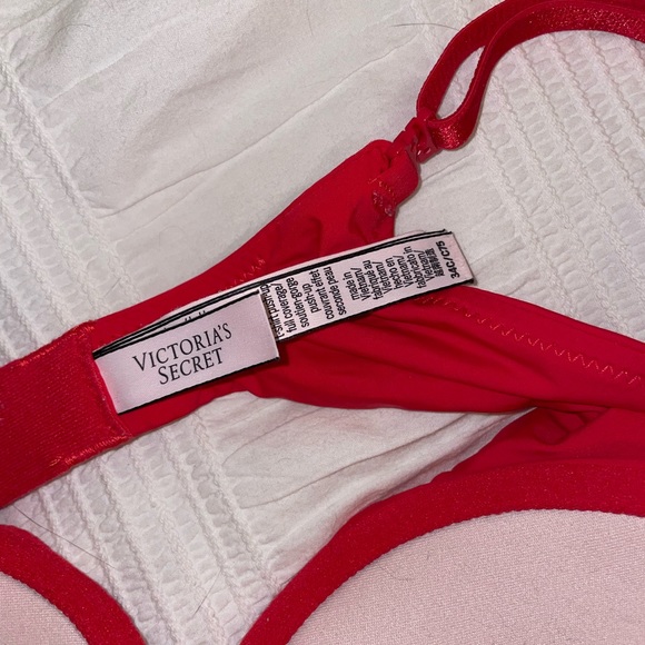 Victoria’s Secret T-Shirt Push-Up Full Coverage - Picture 3 of 4